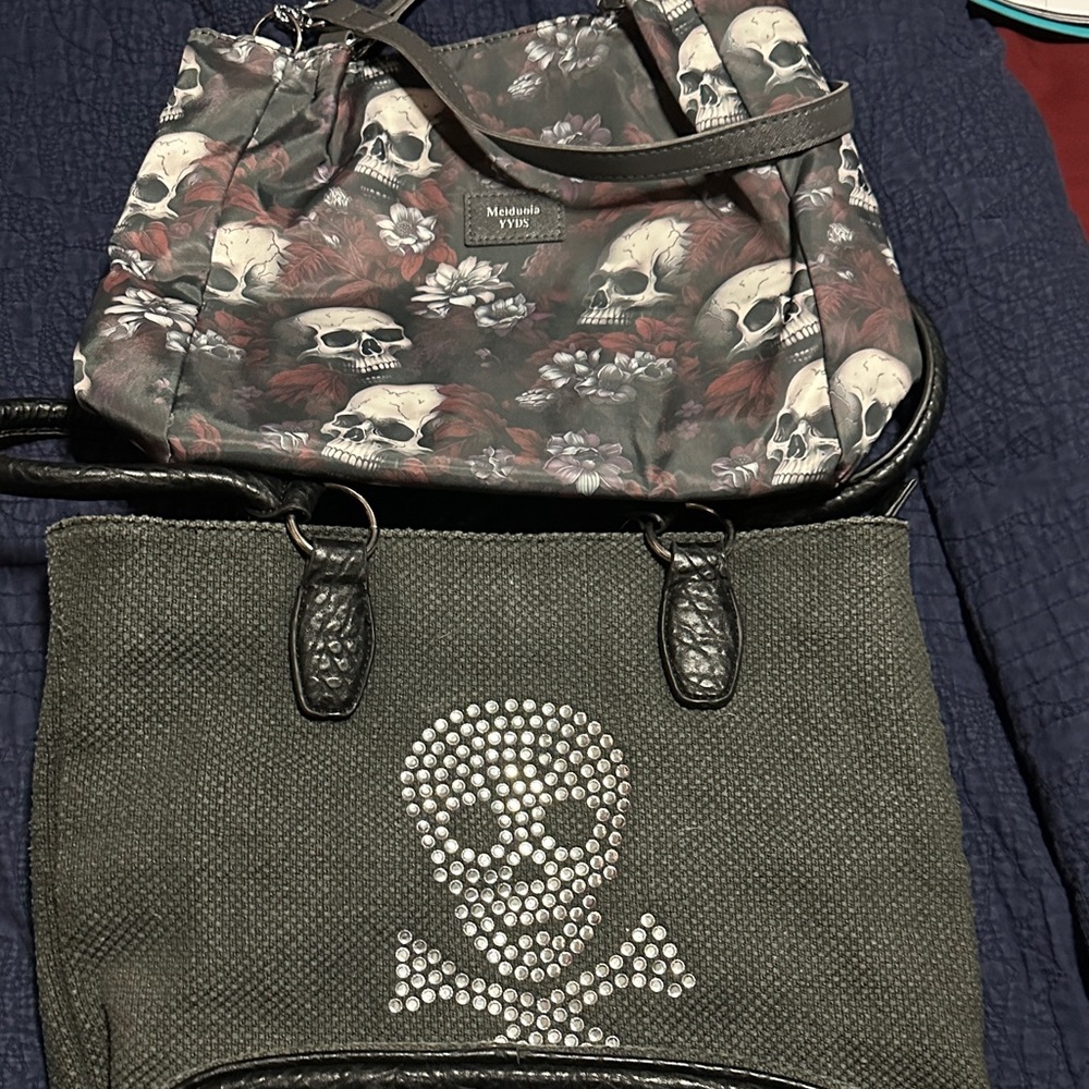 Tote bags